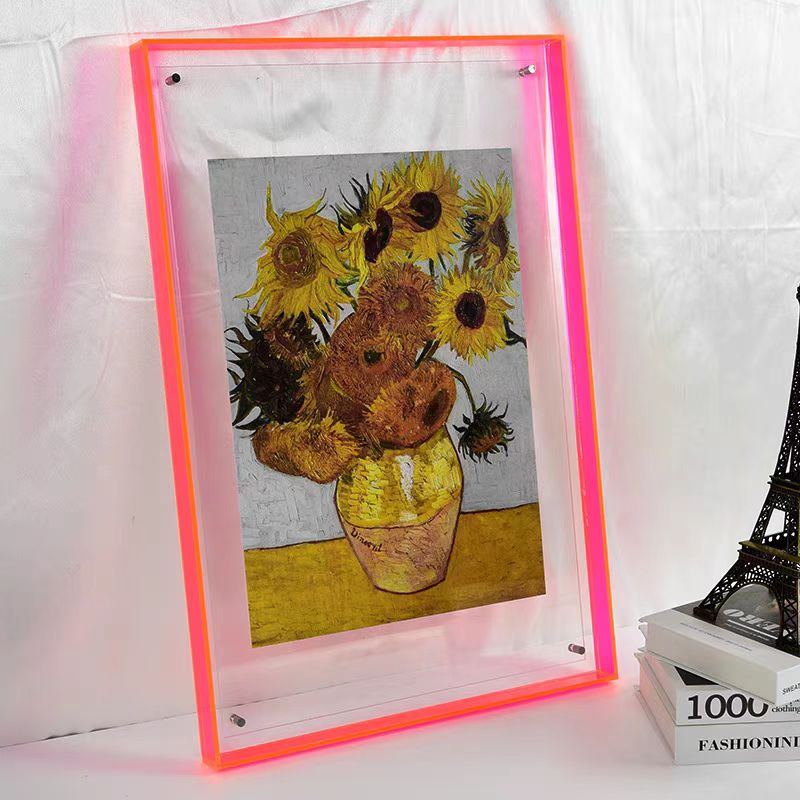 Großer bunter hohler Acryl-Fot – Desk Setup Photo Bewertung und Preis